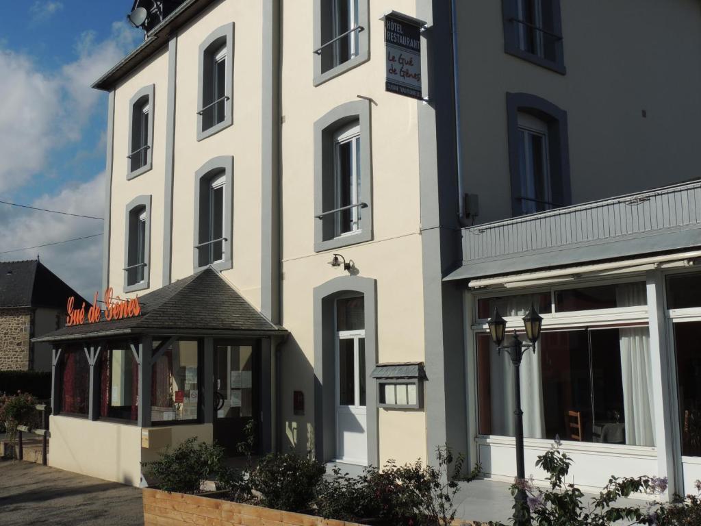 Le Gue De Genes Hotel Ambrieres Les Vallees Exterior foto